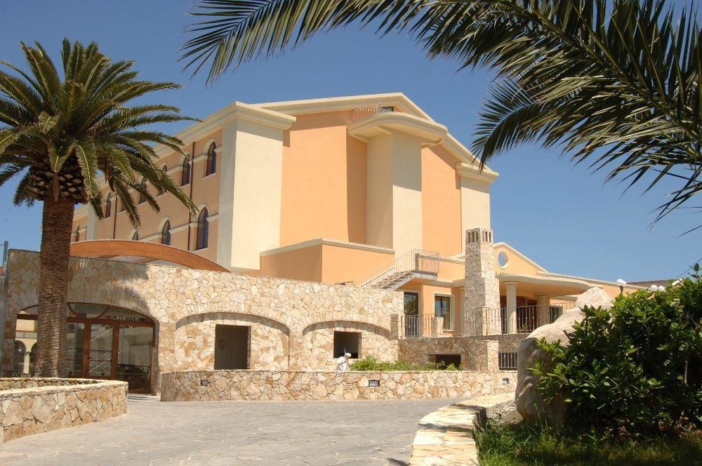 Hotel Libyssonis Порто-Торрес Экстерьер фото