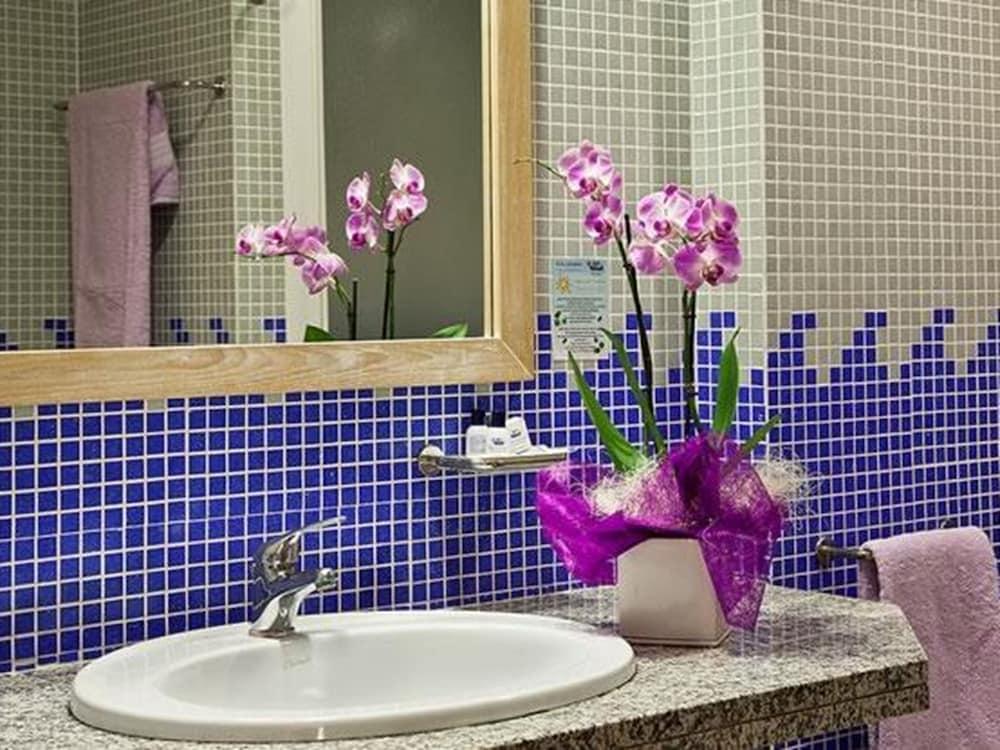 Hotel Libyssonis Порто-Торрес Экстерьер фото